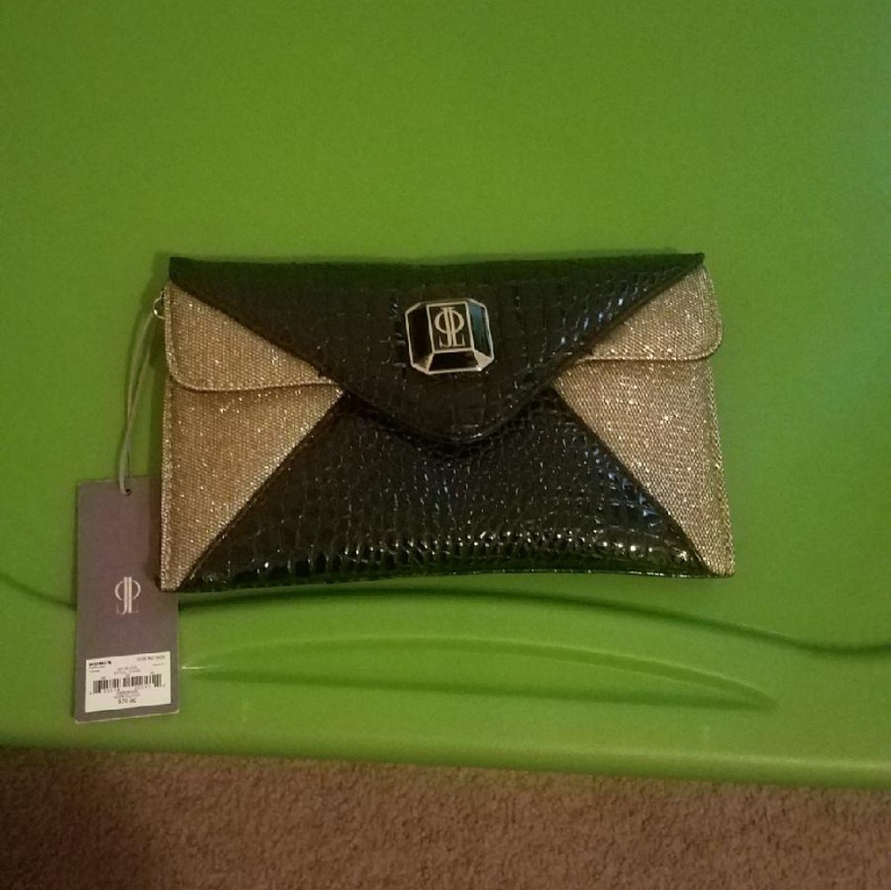 Jennifer lopez clutch